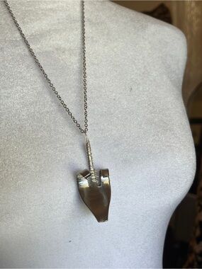 Fork middle finger necklace